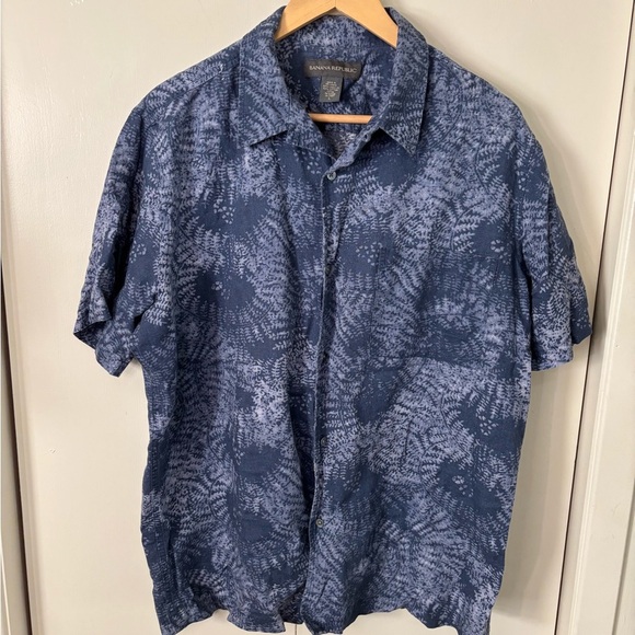 Banana Republic Other - Banana Republic Men's Blue Shirt
